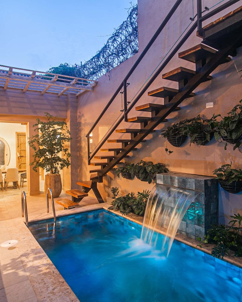 Luxury 4 Bedroom Old City House