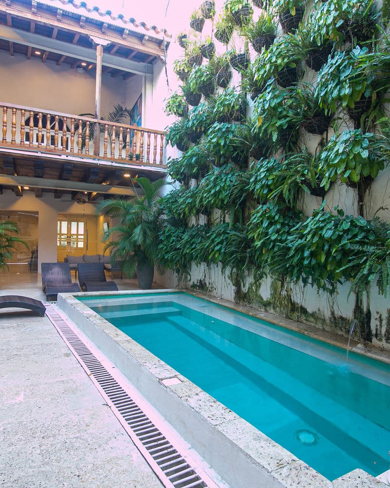 15 Bedroom Villa in the Old City