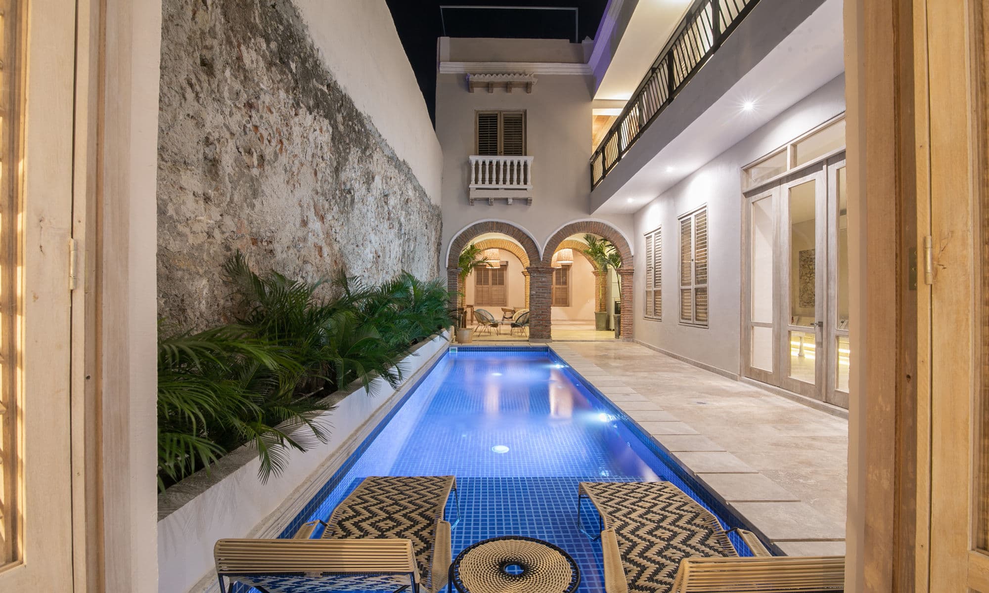 8 Bedroom Luxury Villa in Walled City