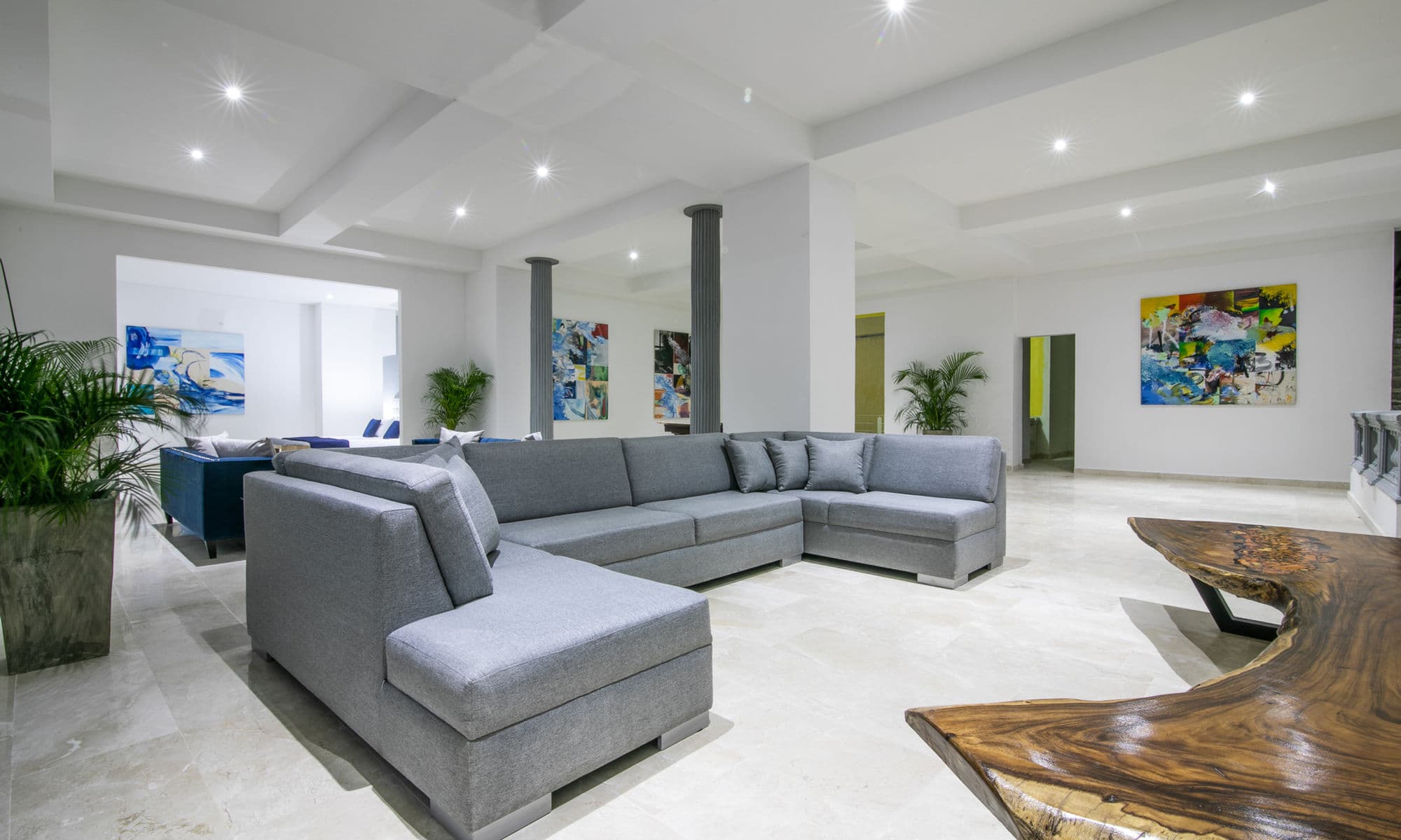 9 Bedroom Luxury Mansion in Old City