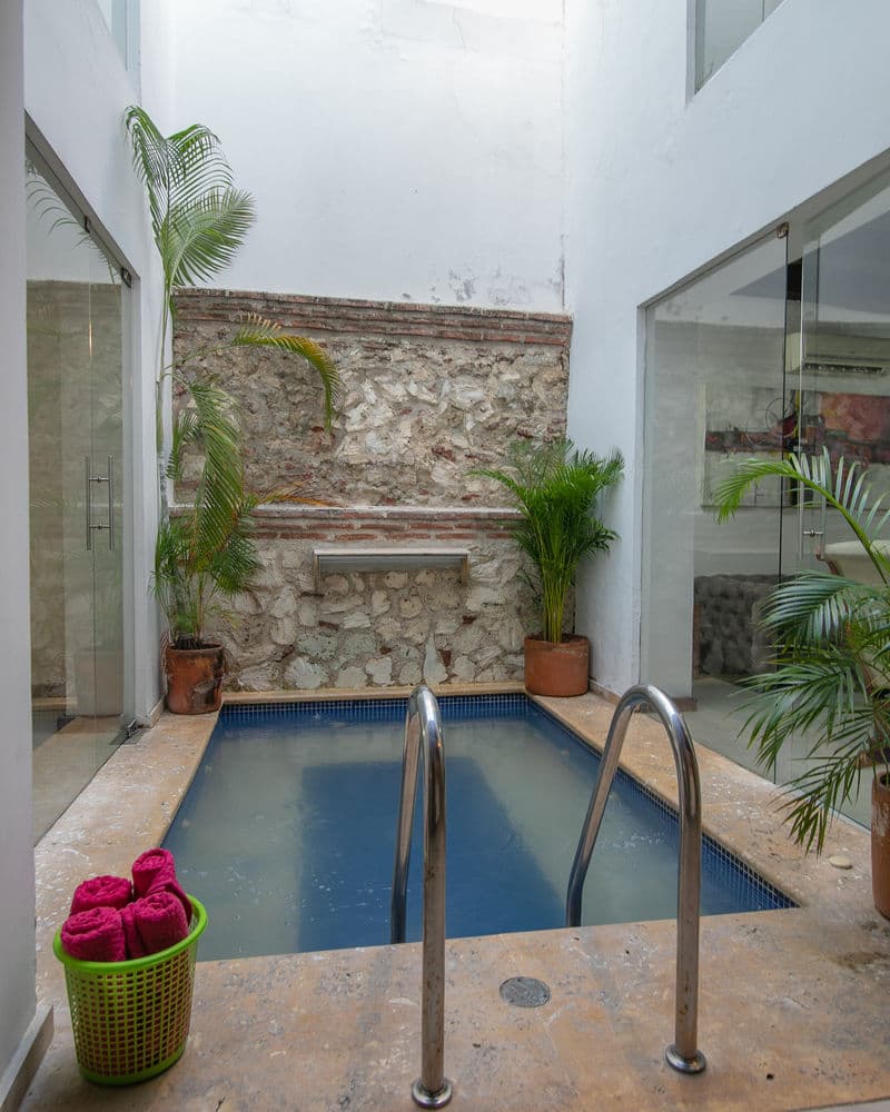 4 Bedroom Old City Beautiful House