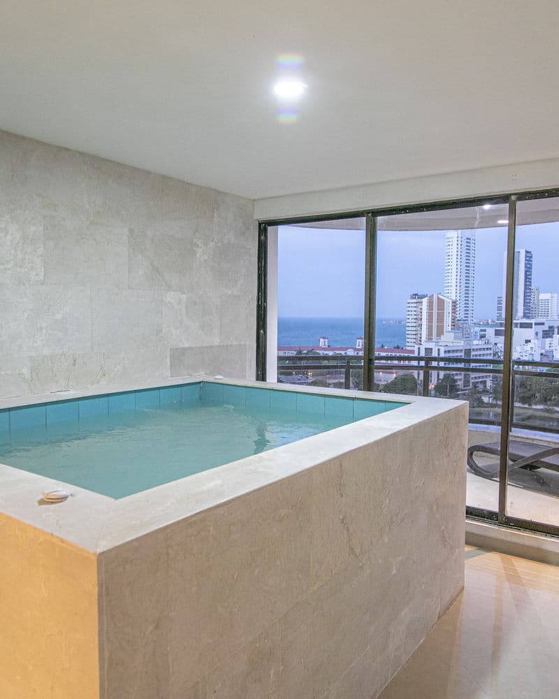 Luxury 8 Bedroom Penthouse with 2 Private Jacuzzis