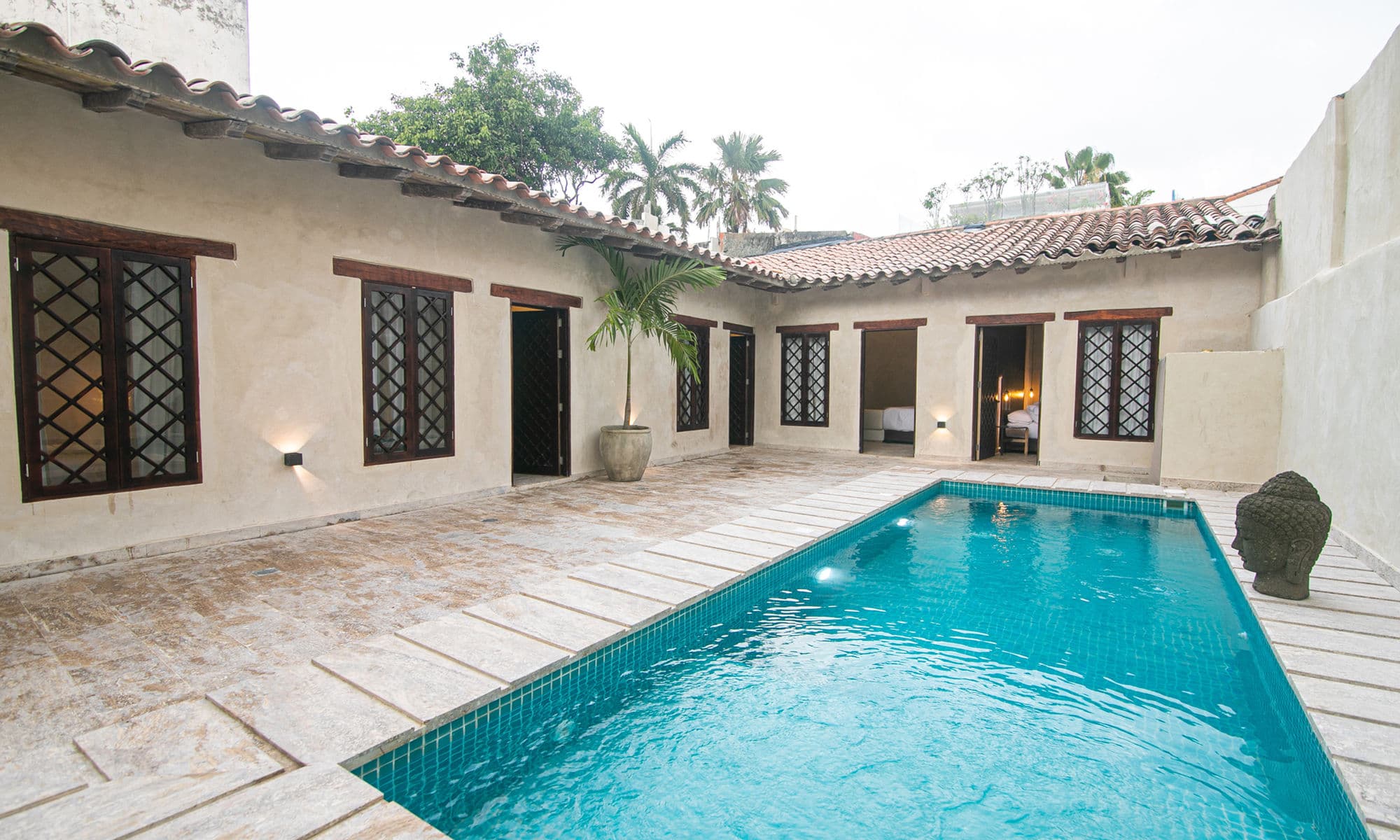 Luxury 5 Bedroom Villa Old City