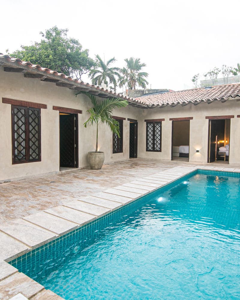 Luxury 5 Bedroom Villa Old City